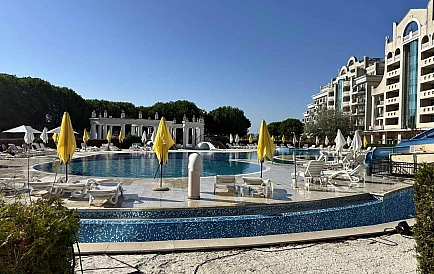 ID 15140 Сансет Резорт Foto 10