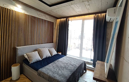 ID 16552 Zweizimmer-Penthouse-Wohnung in Sunny View Central Foto 3