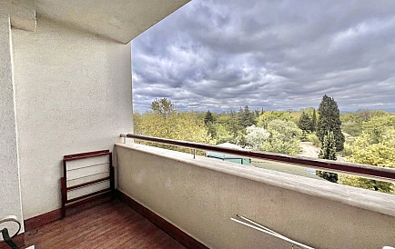 ID 13671 Studio-Apartment in Emerald Foto 5