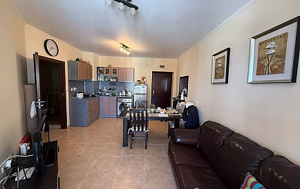 ID 15100 Dreizimmerwohnung in Apollon 5 Foto 2