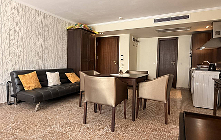 ID 15476 Барсело Роял Бич Foto 1 