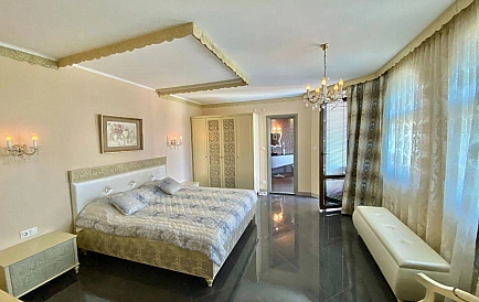 ID 14853 Fünfzimmerwohnung in Esteban Foto 3