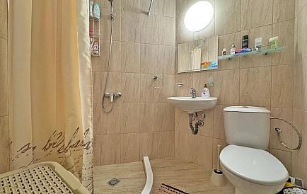 ID 15023 Zweizimmerwohnung in Sunny Day 6 Foto 4