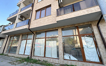 ID 14480 Shop in Pomorie Foto 1 