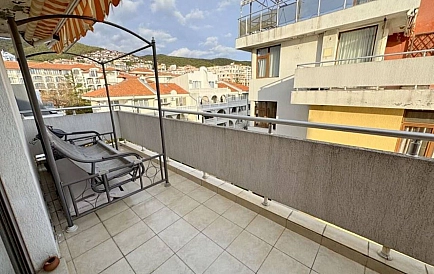 ID 14944 Großes Studio in Azur 5 Foto 5