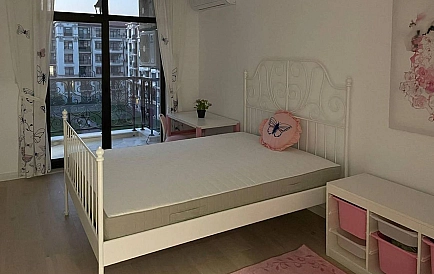 ID 15798 Айвазовский Парк Foto 3