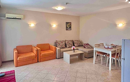 ID 15986 Zweizimmerwohnung in Royal Sun Foto 8