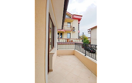 ID 10355 Haus in Chernomorets Foto 7