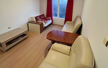 ID 10357 Studio-Apartment in Sunny Day 4 Foto 3