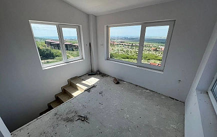 ID 10741 Zweizimmerwohnung in Chateau Panorama Foto 2