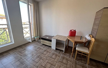 ID 10978 Studio-Apartment in Sunny Day 6 Foto 3