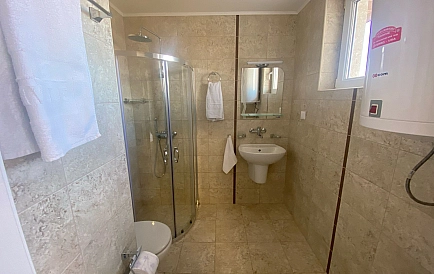 ID 11475 Dreizimmer-Penthouse im Dawn Park Foto 7