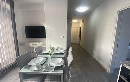 ID 11475 Dreizimmer-Penthouse im Dawn Park Foto 2