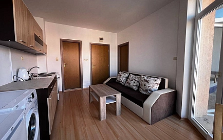 ID 11877 Zweizimmerwohnung in Sunny Day 6 Foto 2