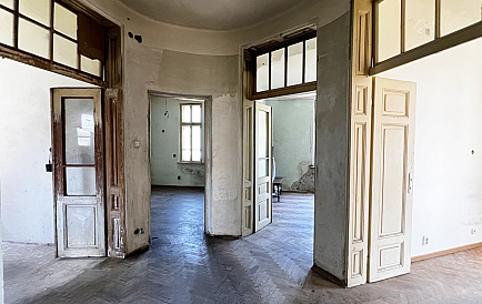ID 14044 Vierzimmerwohnung in Burgas Foto 1 