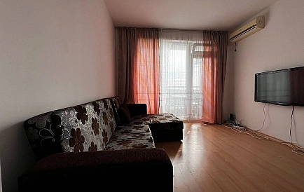 ID 12051 Zweizimmerwohnung in Sunny Day 6 Foto 2