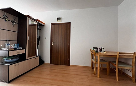 ID 12051 Zweizimmerwohnung in Sunny Day 6 Foto 7