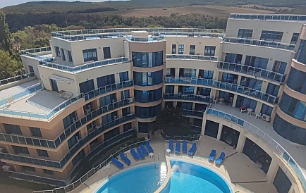 ID 12263 Zweizimmerwohnung in Aquamarin Foto 6