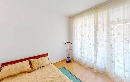 ID 12652 Zweizimmerwohnung in Sunny Day 6 Foto 7