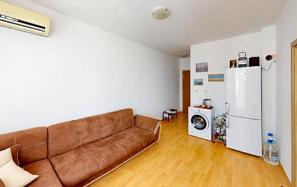 ID 12652 Zweizimmerwohnung in Sunny Day 6 Foto 2