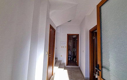 ID 12737 Haus in Rаzlog Foto 10