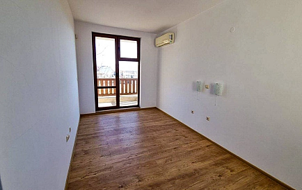 ID 12737 Haus in Rаzlog Foto 9