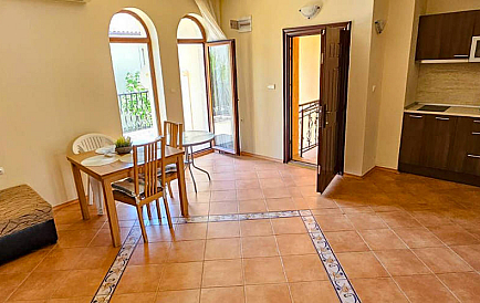 ID 12830 Zweizimmerwohnung in Villa Romana Foto 1 