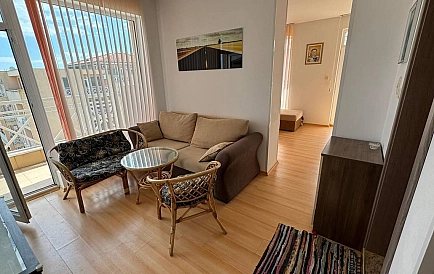 ID 12926 Zweizimmerwohnung in Sunny Day 6 Foto 3