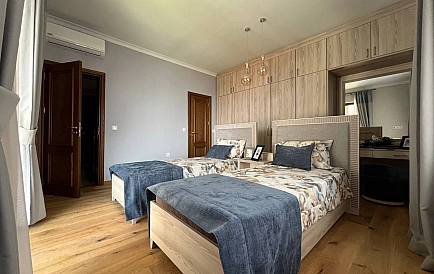 ID 7439 Neues zweigeschossiges Haus in Sveti Vlas Foto 5