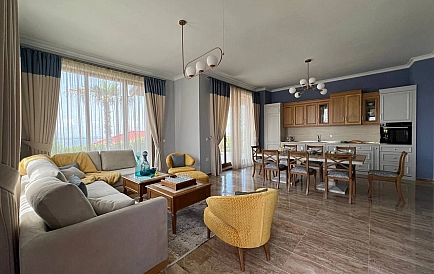 ID 7439 Neues zweigeschossiges Haus in Sveti Vlas Foto 2