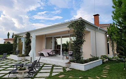 ID 9134 Villa in Eden Park Foto 7