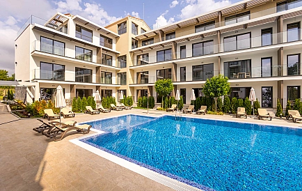 ID 9387 Wohnungen vom Bauherrn in Open Sea Residence Foto 2