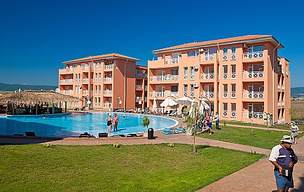 ID 11548 Studio in Sunny Day 6 Foto 3