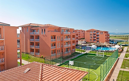 ID 11548 Studio in Sunny Day 6 Foto 10