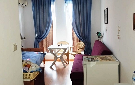 ID 11548 Studio in Sunny Day 6 Foto 7