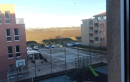 ID 11548 Studio in Sunny Day 6 Foto 4