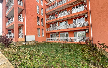 ID 11837 Studio in Sunny Day 6 Foto 10