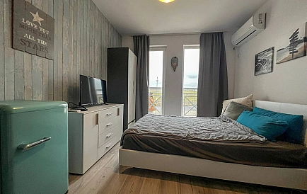 ID 11837 Studio in Sunny Day 6 Foto 8