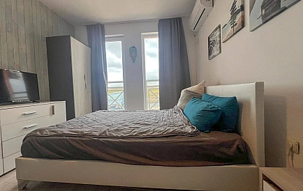 ID 11837 Studio in Sunny Day 6 Foto 4