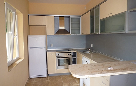 ID 3704 Geräumiges Haus 50 m vom Meer entfernt Foto 7