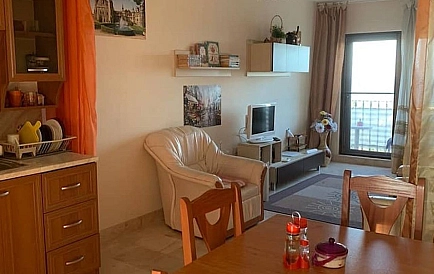 ID 8243 Apartment mit einem Schlafzimmer in Marina Bay Foto 2