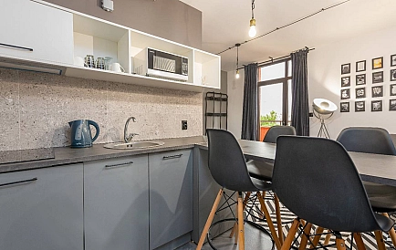 ID 14881 Zweizimmerwohnung in Nobel Foto 2