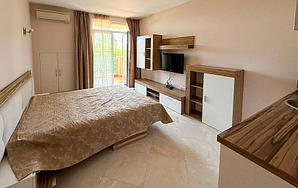 ID 16122 Studio-Wohnung in Flores Garden Foto 10