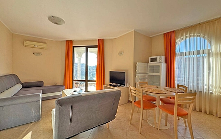 ID 14988 Dreizimmerwohnung in Royal Sun Foto 10