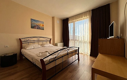 ID 14819 Zweizimmerwohnung in Seasons 3 Foto 4