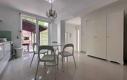 ID 14265 Vierstöckiges Haus in Sveti Vlas Foto 7