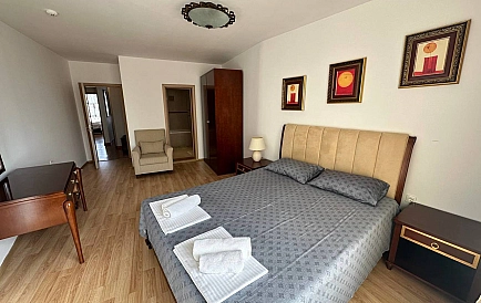 ID 15458 Dreizimmerwohnung in Royal Bay Foto 2