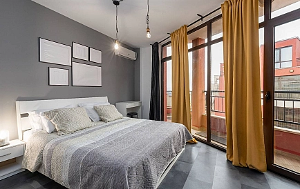 ID 14881 Zweizimmerwohnung in Nobel Foto 3