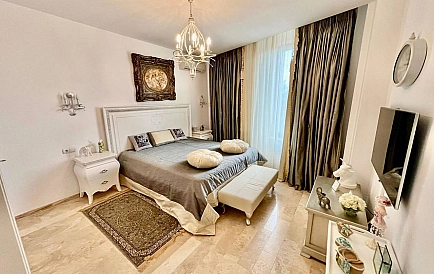 ID 15171 Fünfzimmer-Penthouse in Rich 1 Foto 10