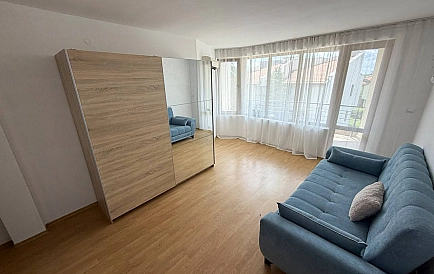 ID 15729 Haus in Almond Hills Foto 3